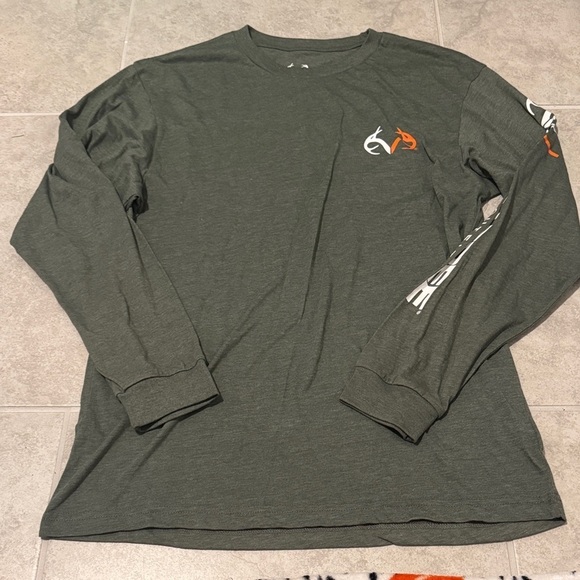 Realtree Other - Realtree Dark Green Long Sleeve Tee with Orange Accents